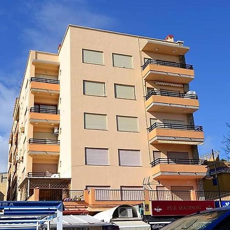 Elizabeth Beach Apartment With Seaviews! توريمولينوس المظهر الخارجي الصورة