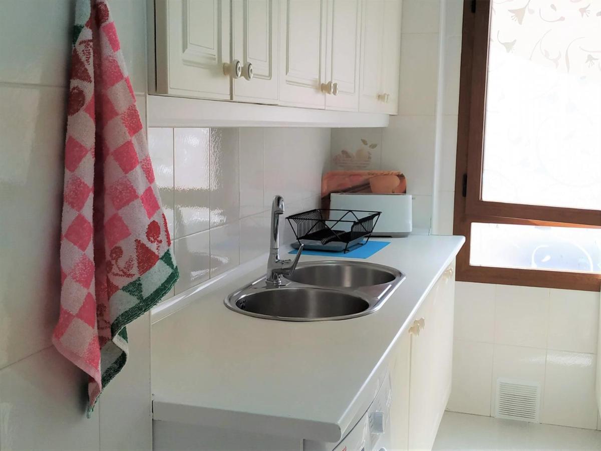 Elizabeth Beach Apartment With Seaviews! توريمولينوس المظهر الخارجي الصورة