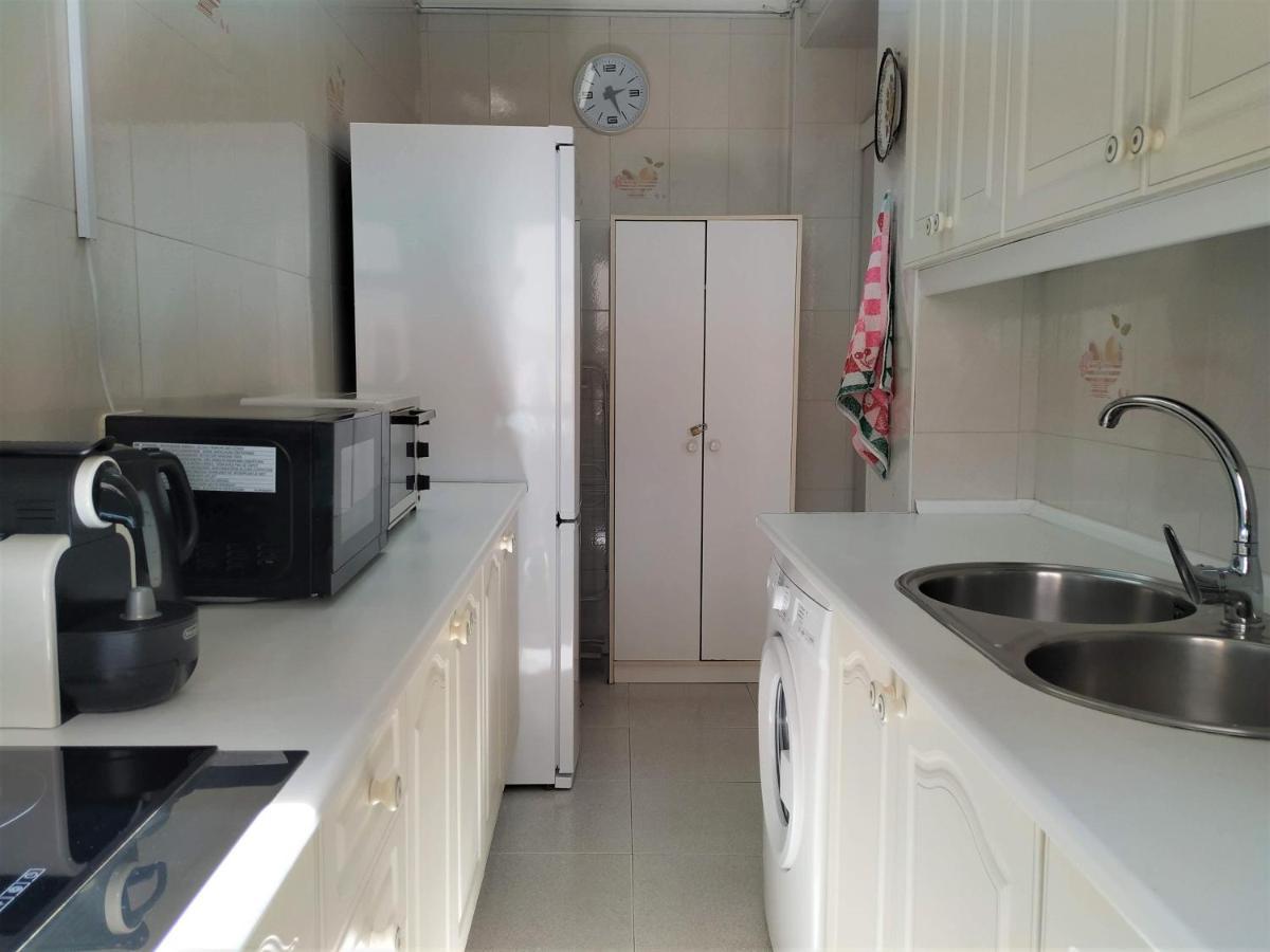 Elizabeth Beach Apartment With Seaviews! توريمولينوس المظهر الخارجي الصورة